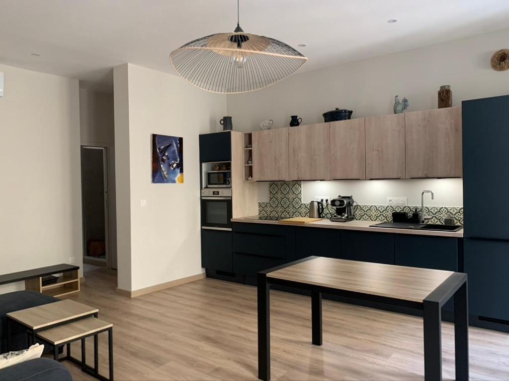 Cosy Joliette, Central, Climatise, 2 Chambres, Wifi, Garage Марсилия Екстериор снимка